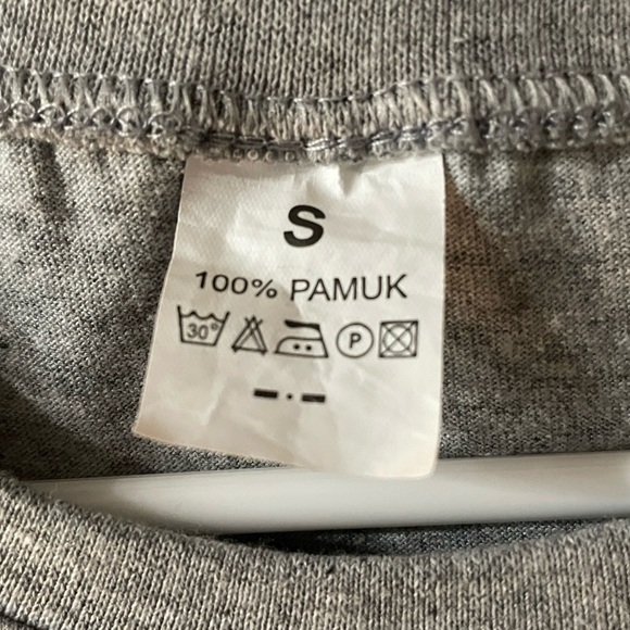 Disney Bound Shirt, size Small 🏰🐭 - Picture 4 of 4